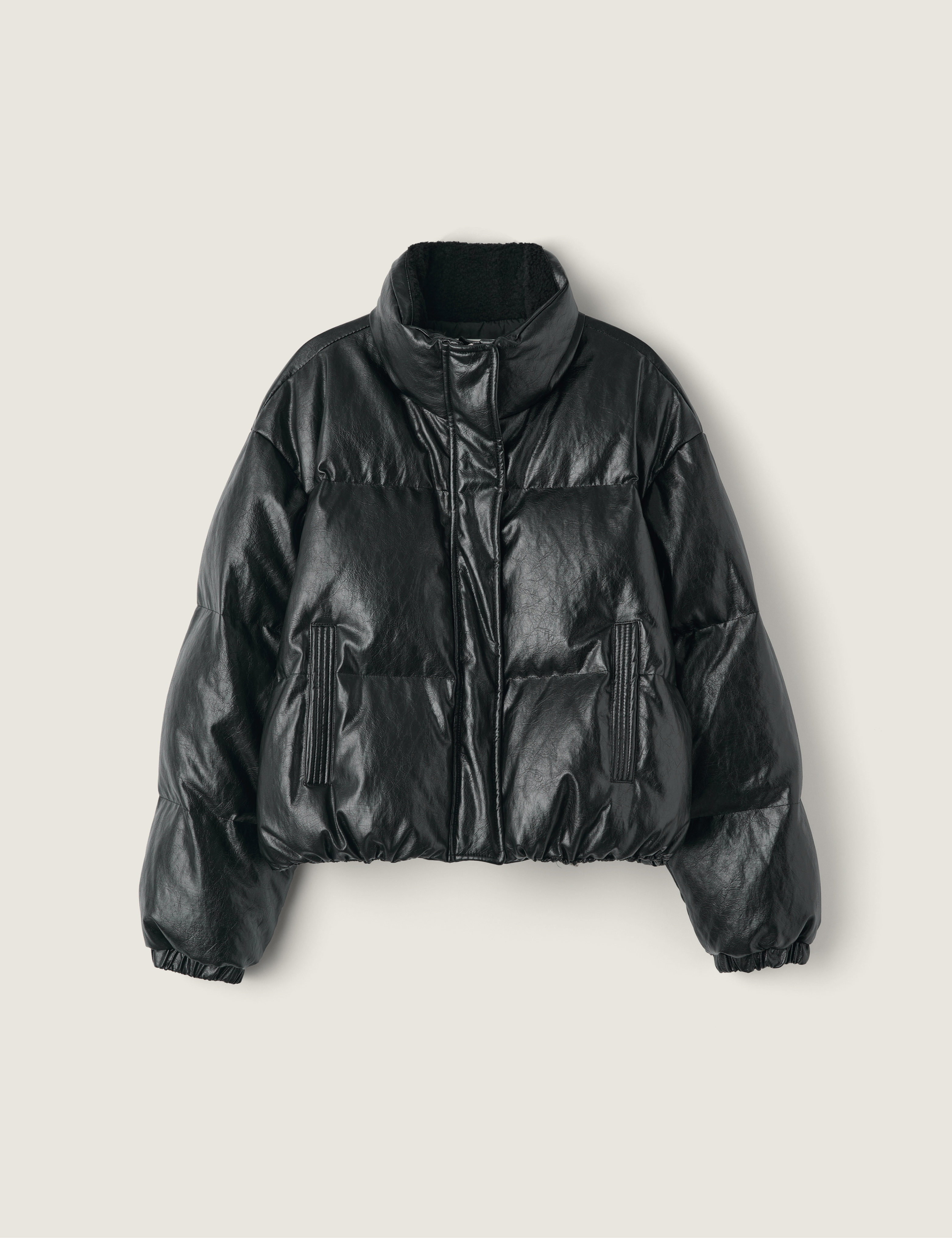 Influencer pick] Little Black Velvet Goose Puffer Jacket