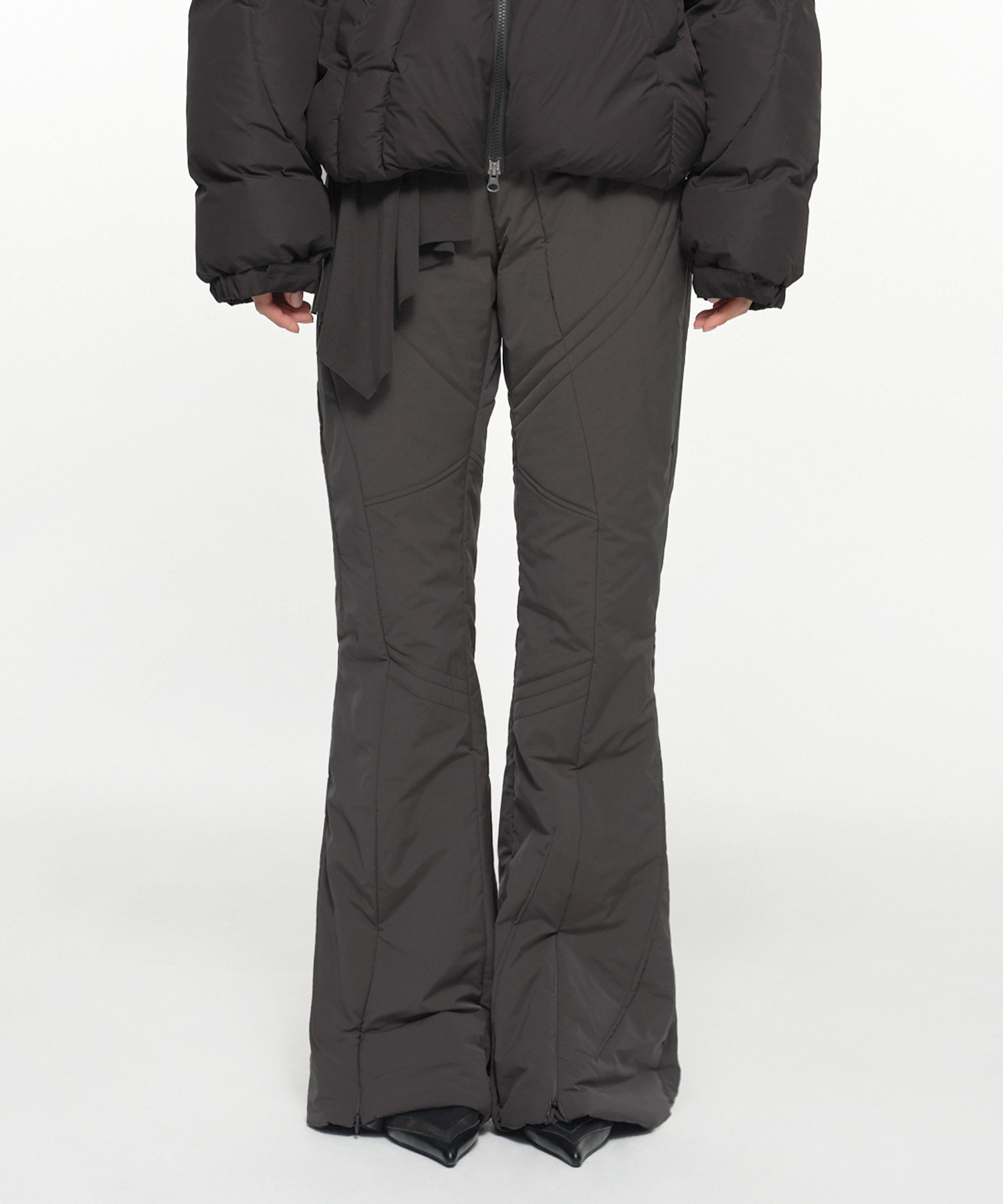 【NACHE】OBLIQUE LINE QUILTED PANTS ★韓国人気★ 追跡付 OBLIQUE LINE QUILTED PANTS LAVENDER | ファッション通販サイト