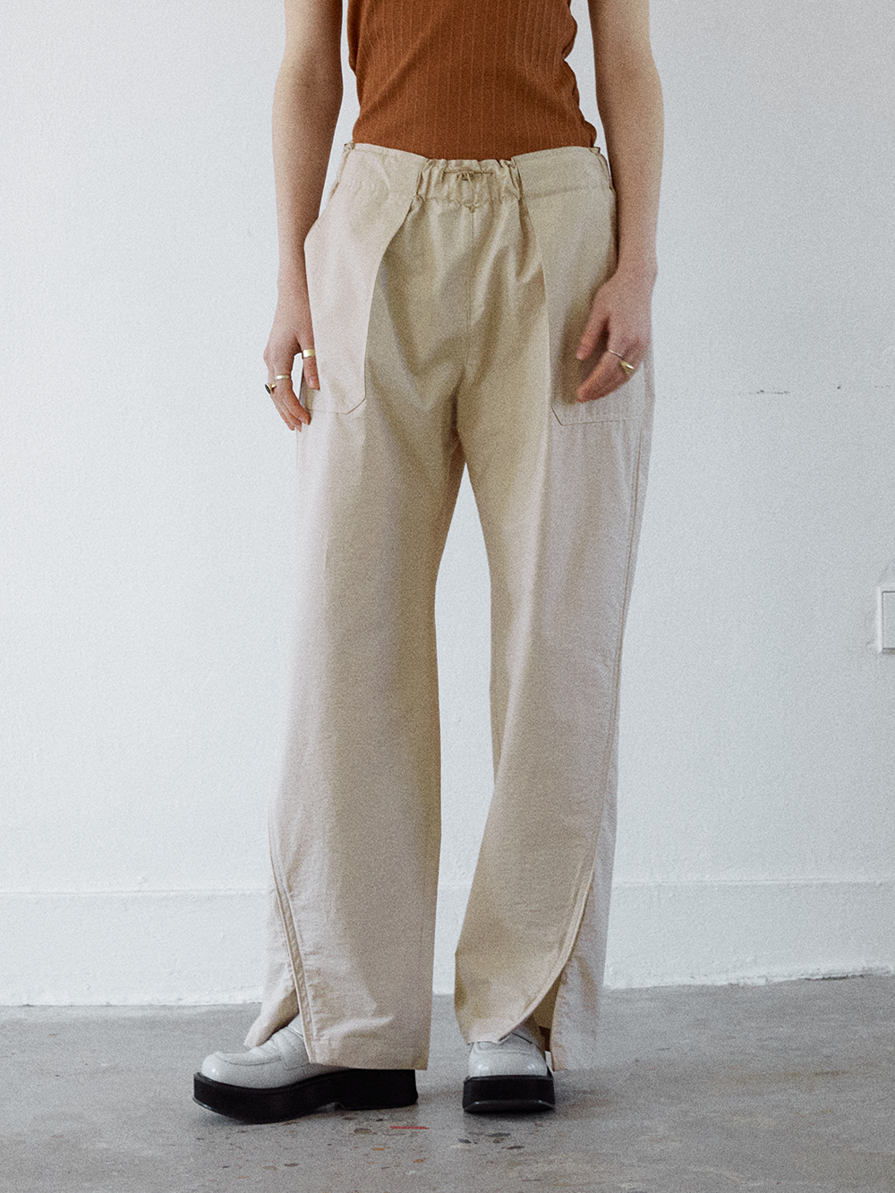WRINKLED STRAP PANTS (butter) | ファッション通販サイト NUGU