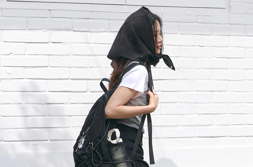 (ORIGINAL)-line-cotton-scarf-(black)_02.jpg