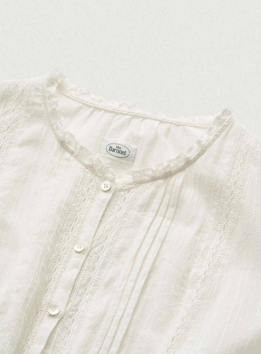 Od&eacute;lia Pintuck Blouse_03.jpg