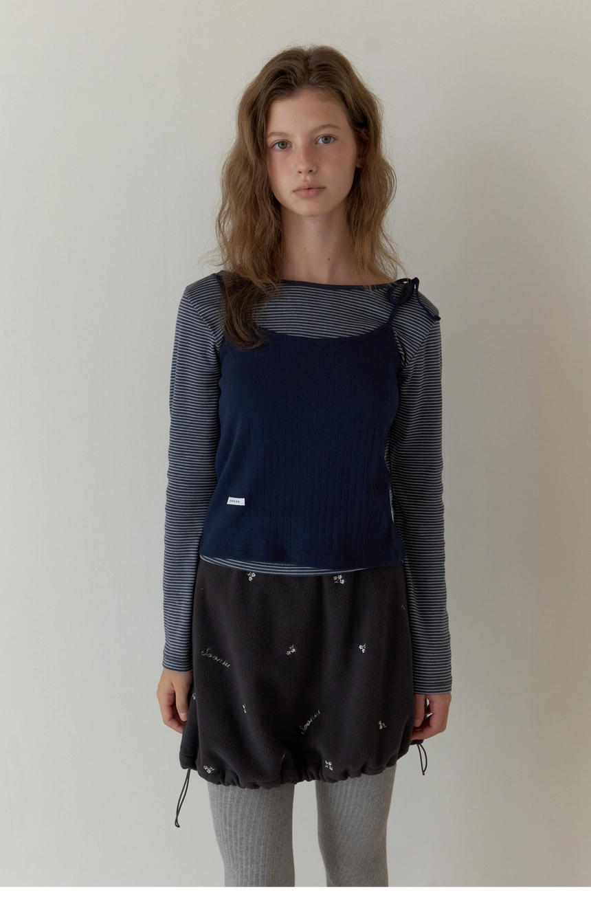 One String Top (Navy)4.jpg