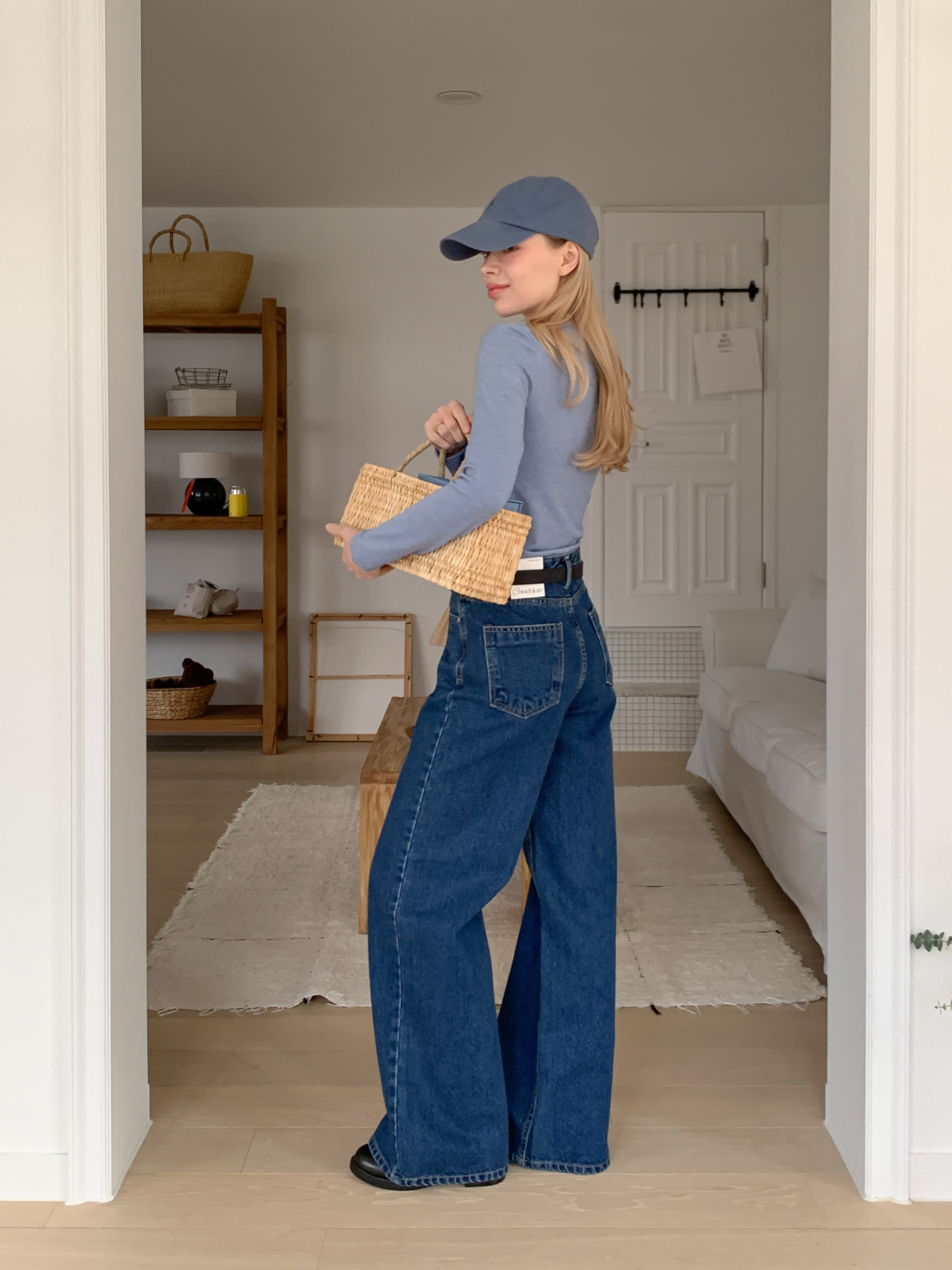 セミワイドルーズブーツカットパンツ | ファッション通販サイト NUGU