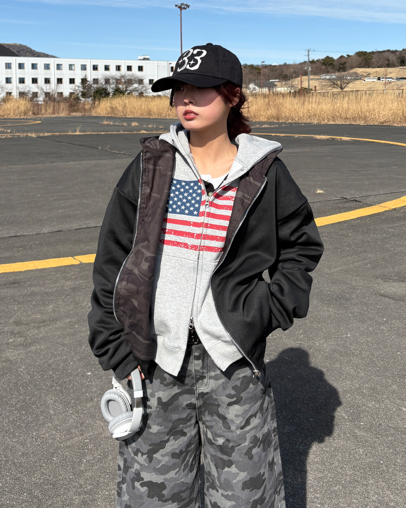 ユニセックス）ミリタリーリバーシブルジップパーカー | ファッション