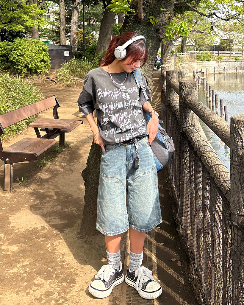 アルファベットレタリングハーフTシャツ | ファッション通販
