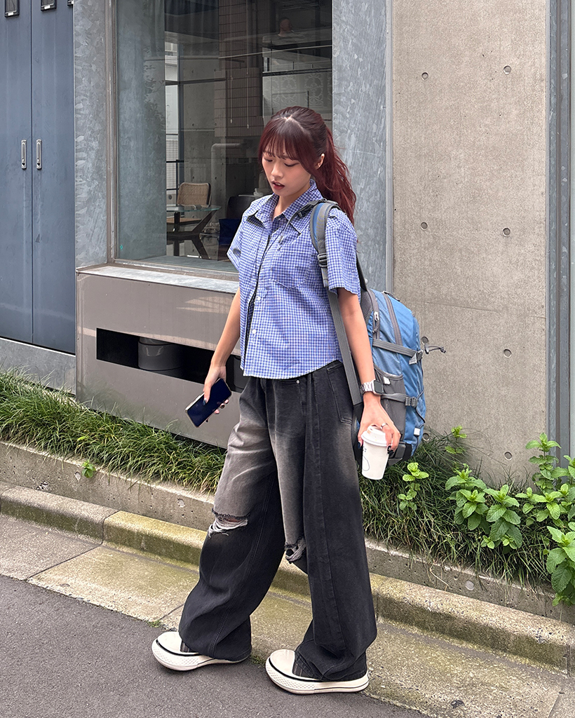 ユニセックス）タックアウトシームダメージデニムパンツ