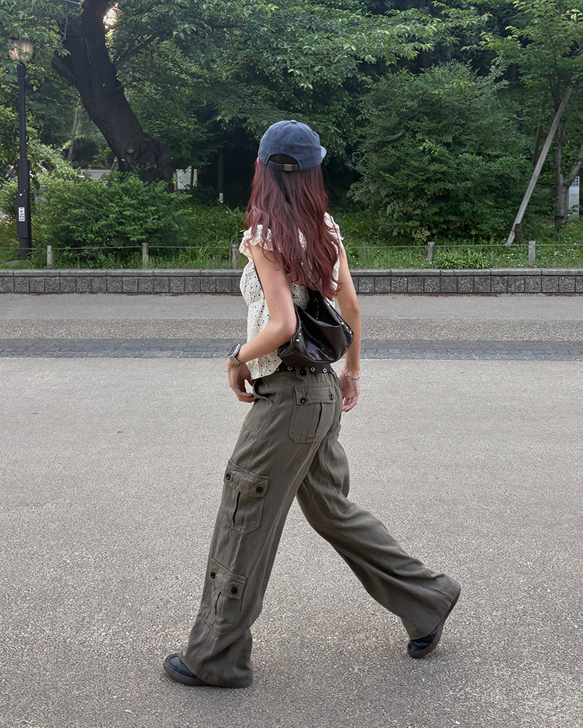 パンチングフラワーステッチダブルリボンノースリーブ