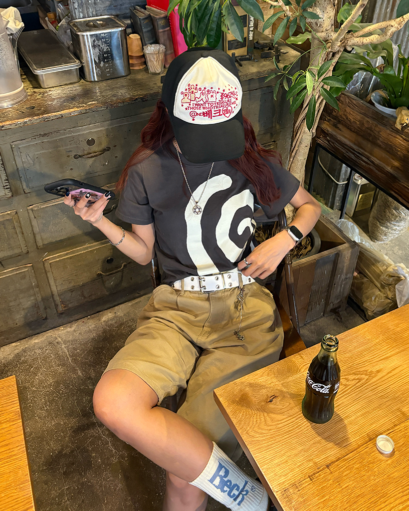 nugu エディレタリングTシャツ エディレタリング T シャツ | ファッション通販サイト NUGU
