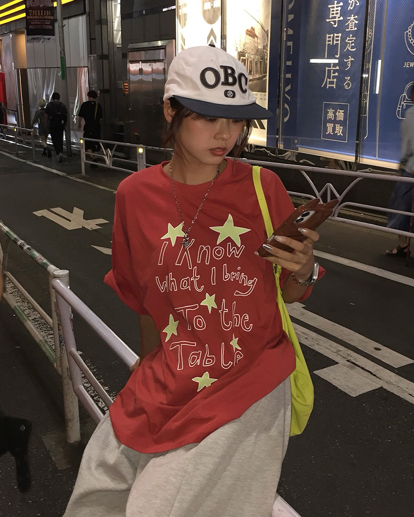 ハンドライティングスターレタリングオーバーハーフTシャツ