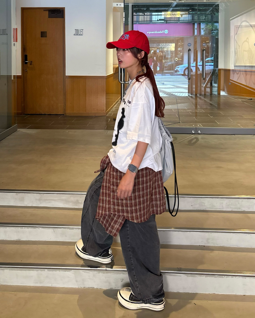 Odd Studio X im] Curve Washed Snap Button Wide Denim Pants