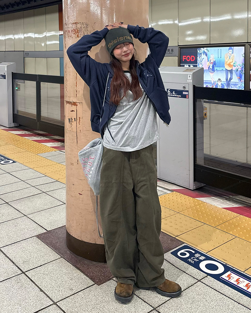 8スタードットパッチフードパーカー | ファッション通販サイト NUGU