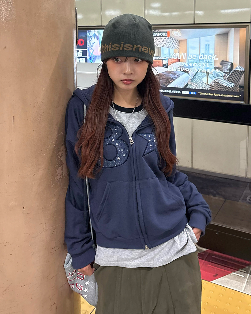 8スタードットパッチフードパーカー | ファッション通販サイト NUGU