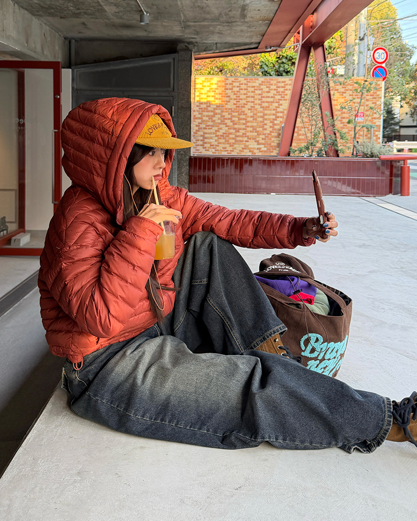 バストフラップポケットショートライトダウンパーカー