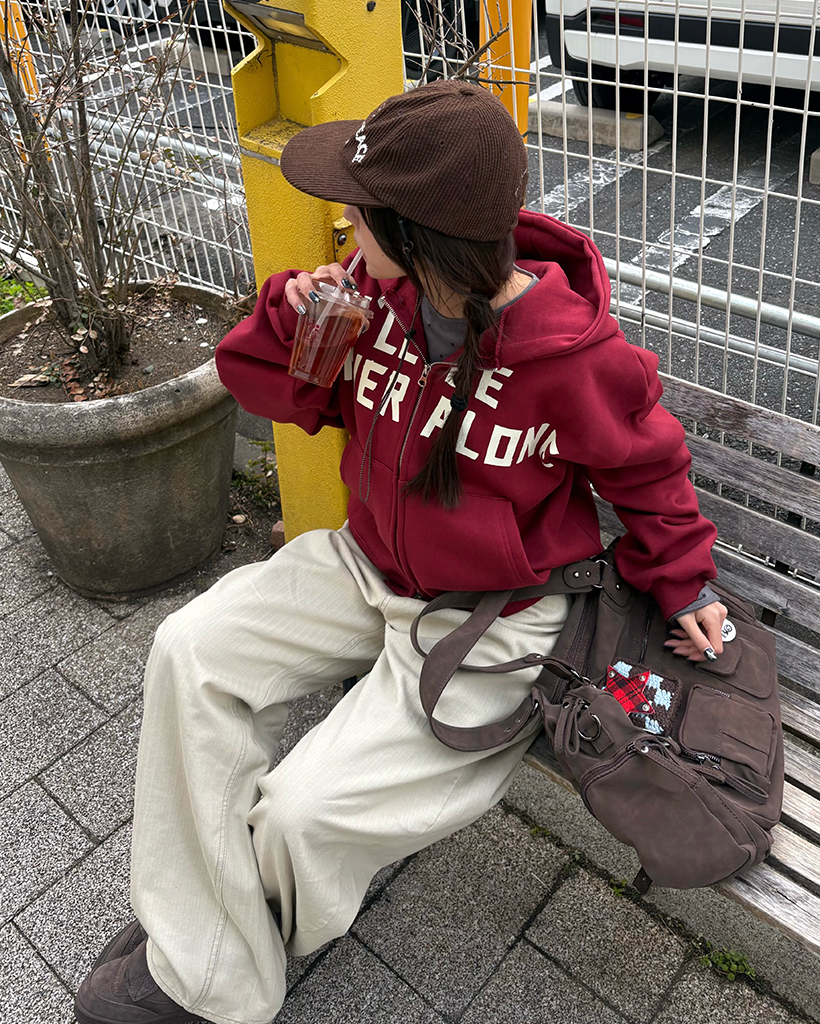 ユニセックス）レタリングダブルジップ裏起毛パーカー | ファッション