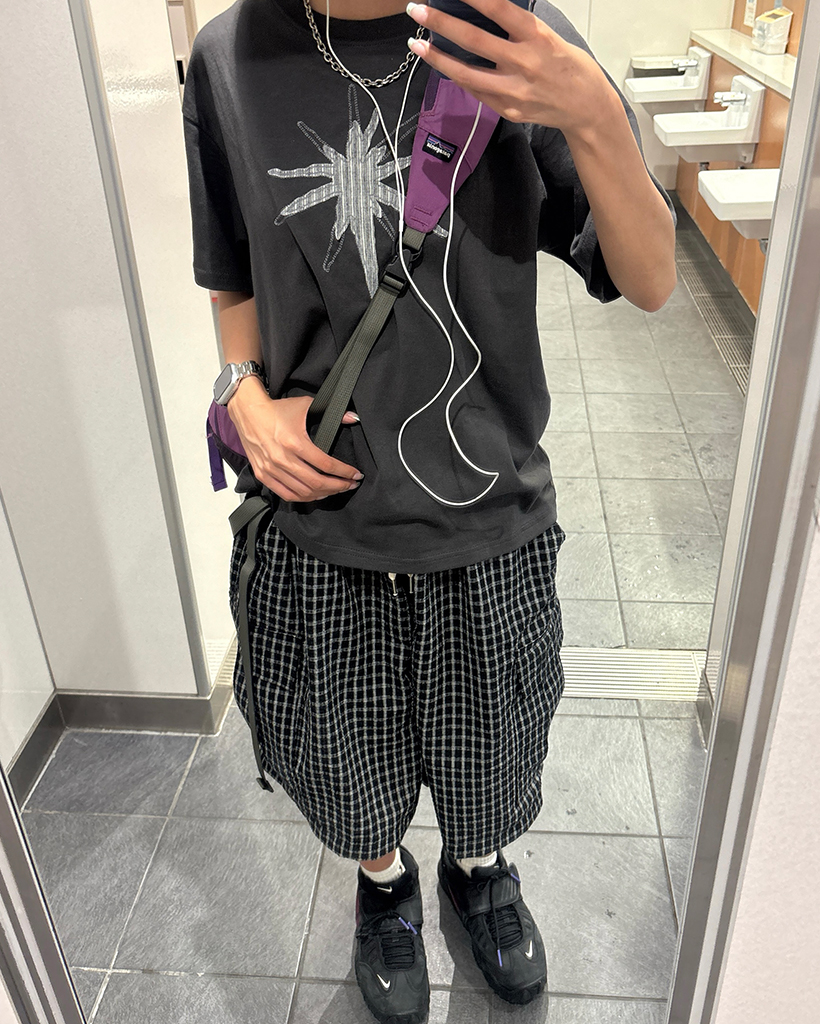 （ユニセックス）チェックスターパッチステッチハーフTシャツ