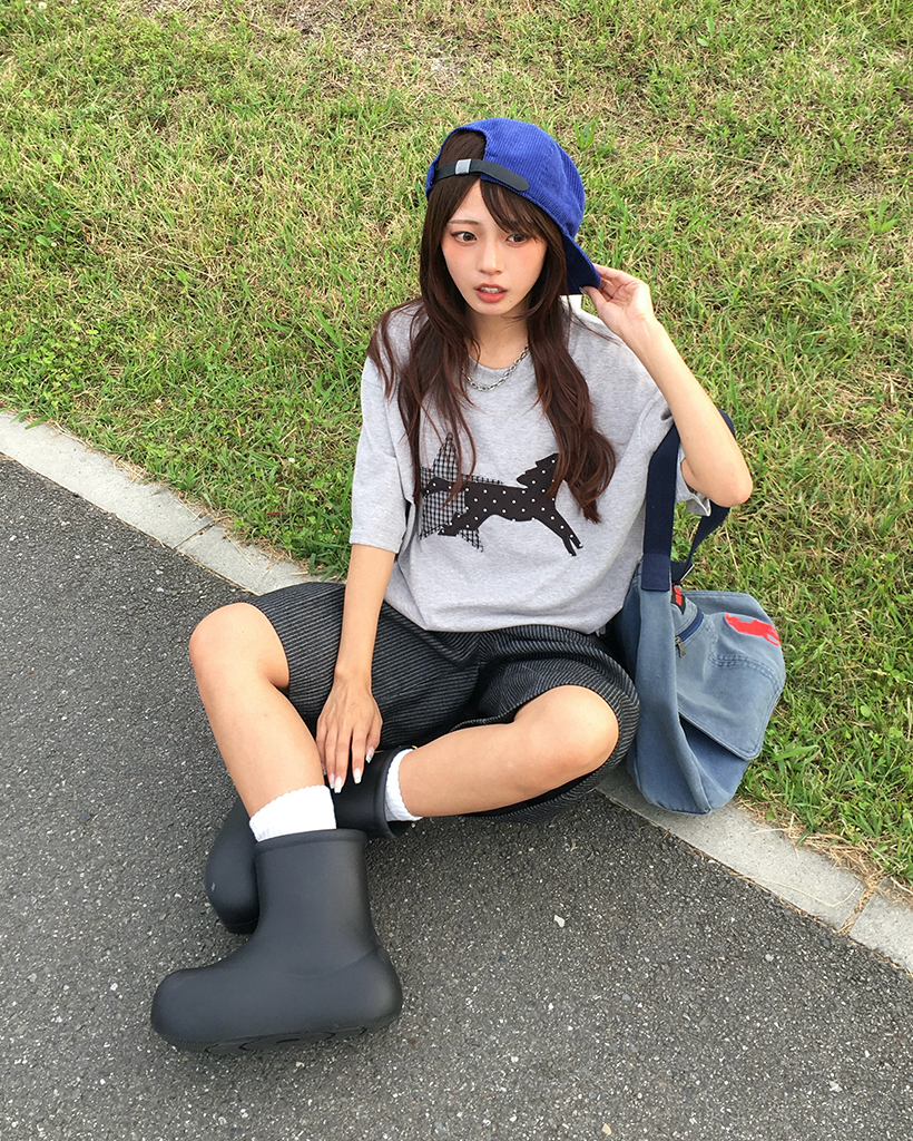 （ユニセックス）チェックスタードットホースパッチハーフTシャツ