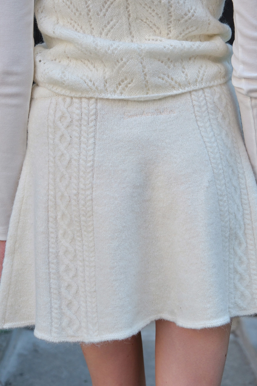 [P]Alpaca Cable Mini Skirt - Ivory(8).jpg