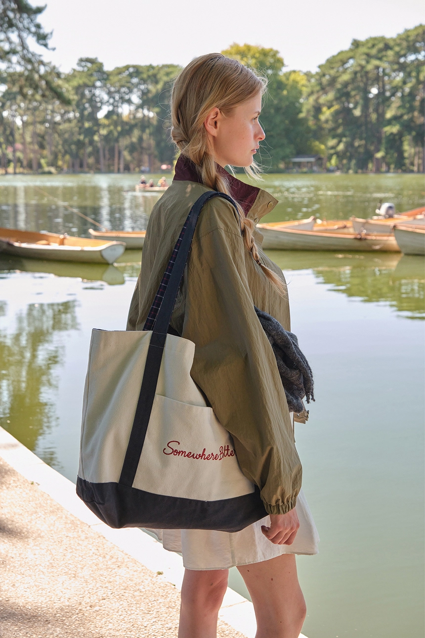 [P]Check Letter Reversible Bag - Ivory(Navy)(3).jpg