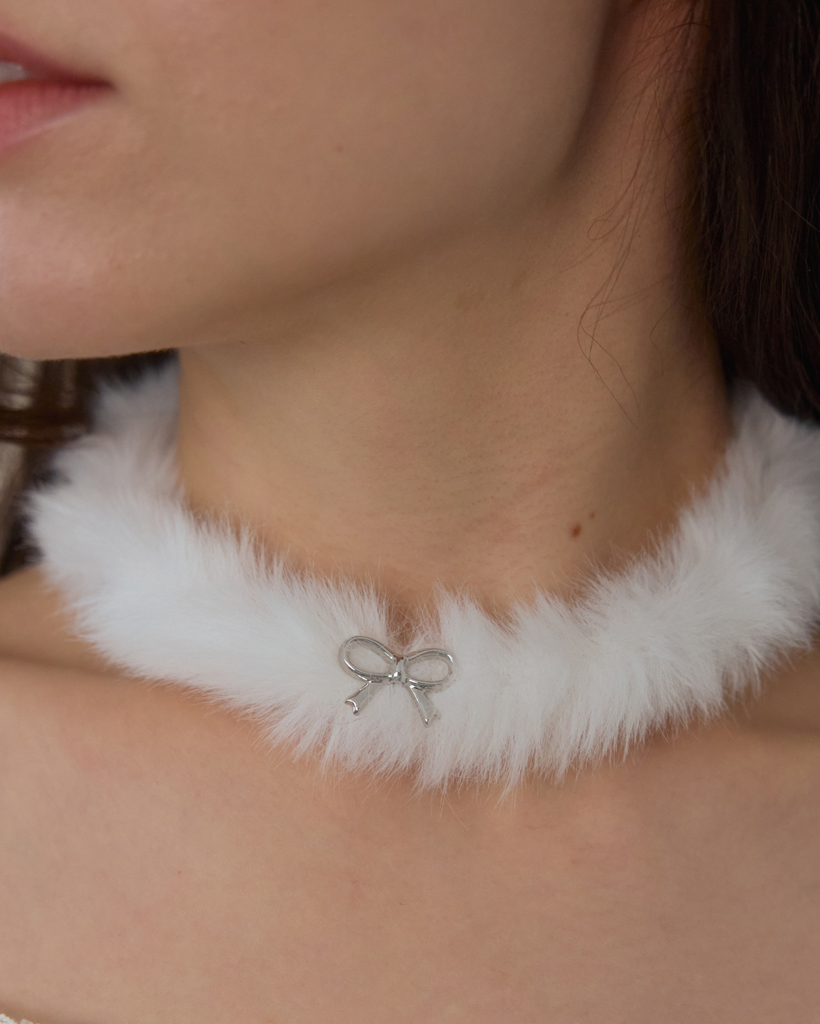 [K-POPアイドル着用] WINTER PUFFY RIBBON CHOKER_WHITE