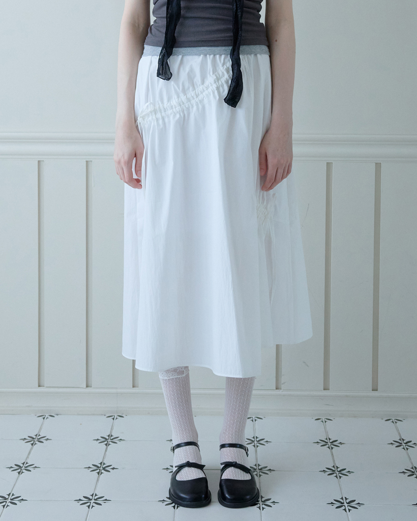 EDGE SHIRRING LONG SKIRT_WHITE | ファッション通販サイト NUGU