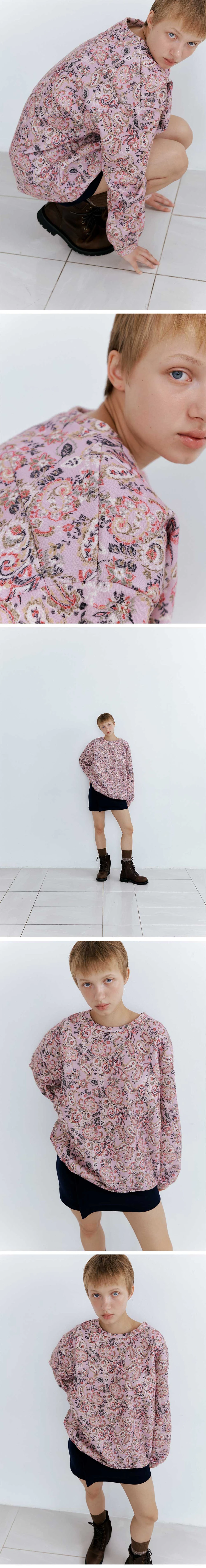 Paisley-Printed-Sweatshirt_Indy-Pink_04.jpg