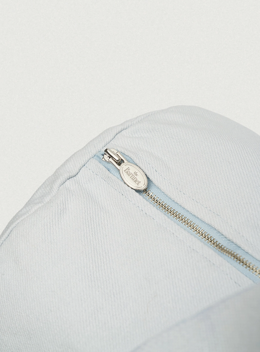 Pale Logo Duffle Bag Large_Light Blue_05.jpg