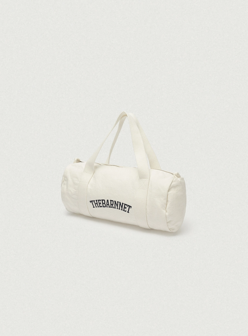 Pale Logo Duffle Bag Small_White_03.jpg