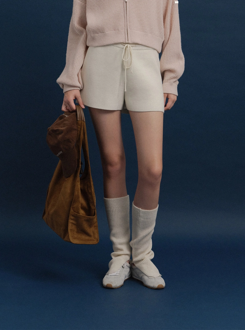 Pony-Knit-Shorts-ivory_03.jpg