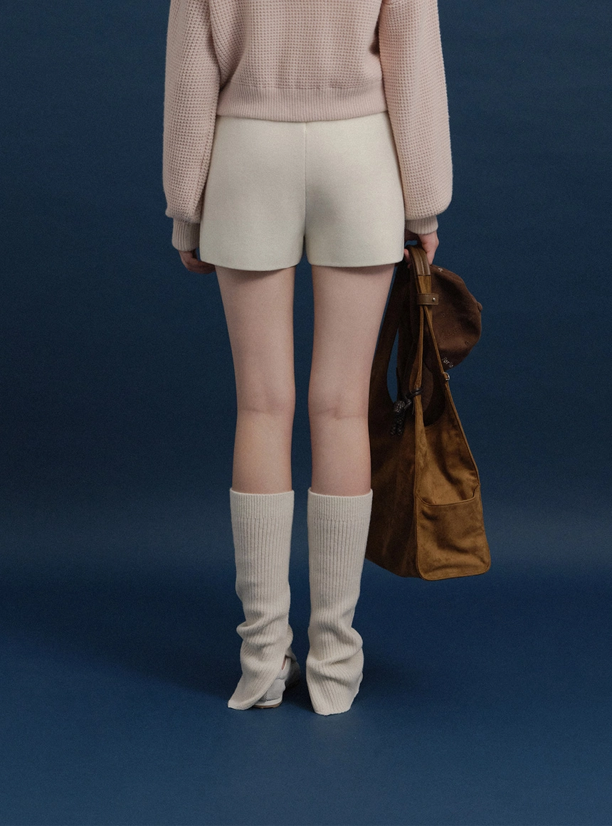 Pony-Knit-Shorts-ivory_05.jpg