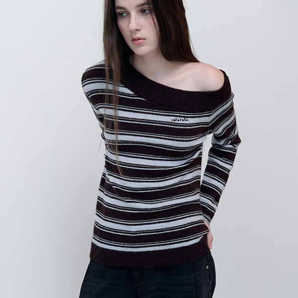 UNBALANCED OFF SHOULDER STRIPE KNIT BR+BL