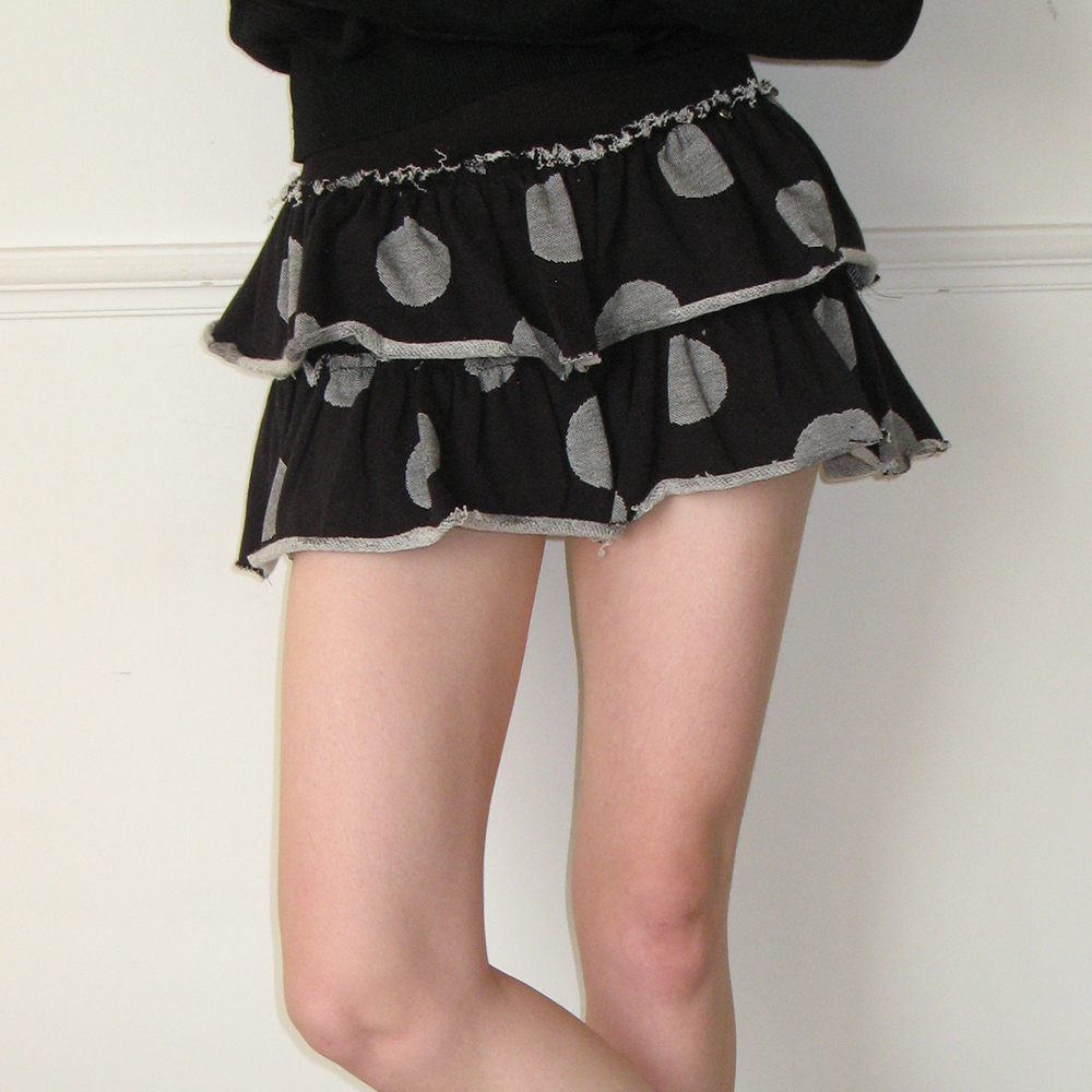 [FANCY CLUB] DOT BALLOON MINI SKIRT F25QD895 /追跡付 Influencer pick] Dot Balloon Mini Skirt (Black) F25QD895