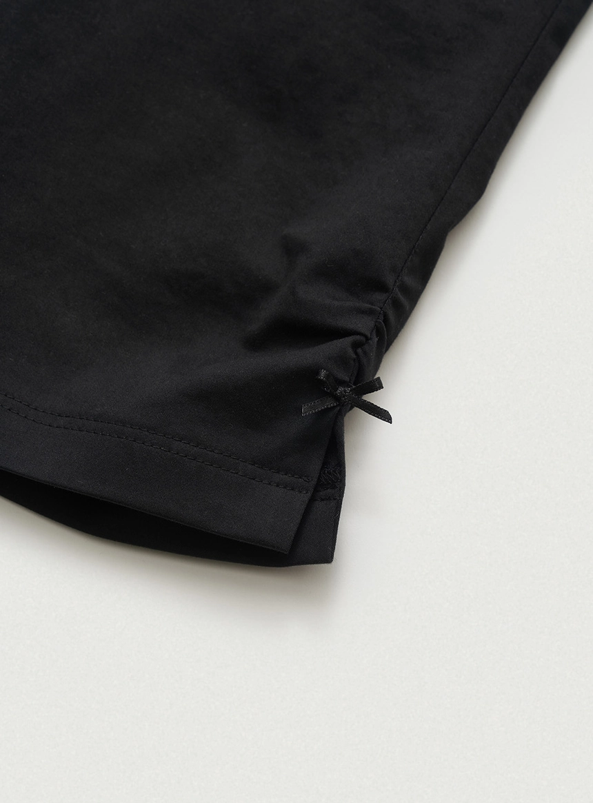 Rosy Ribbon Slit Capri Pants_Black_04.jpg