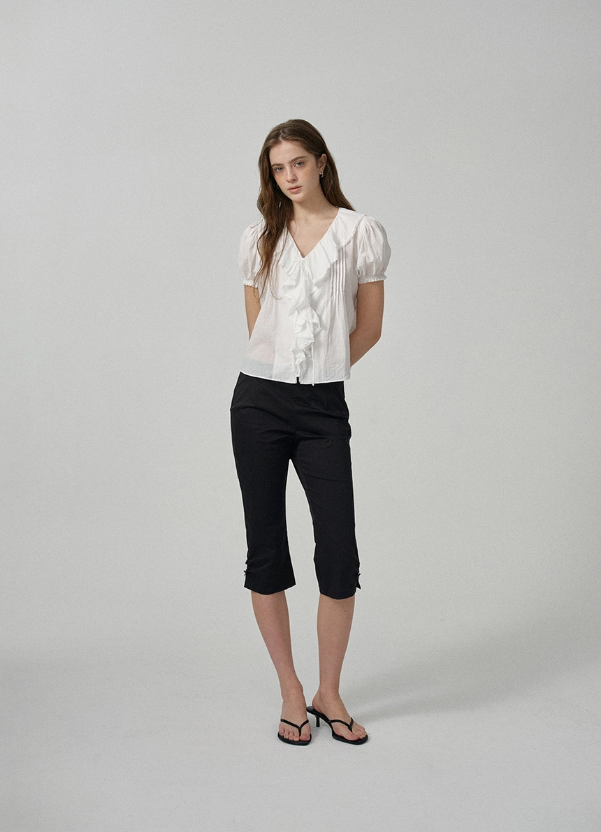 Rosy Ribbon Slit Capri Pants_Black_09.jpg