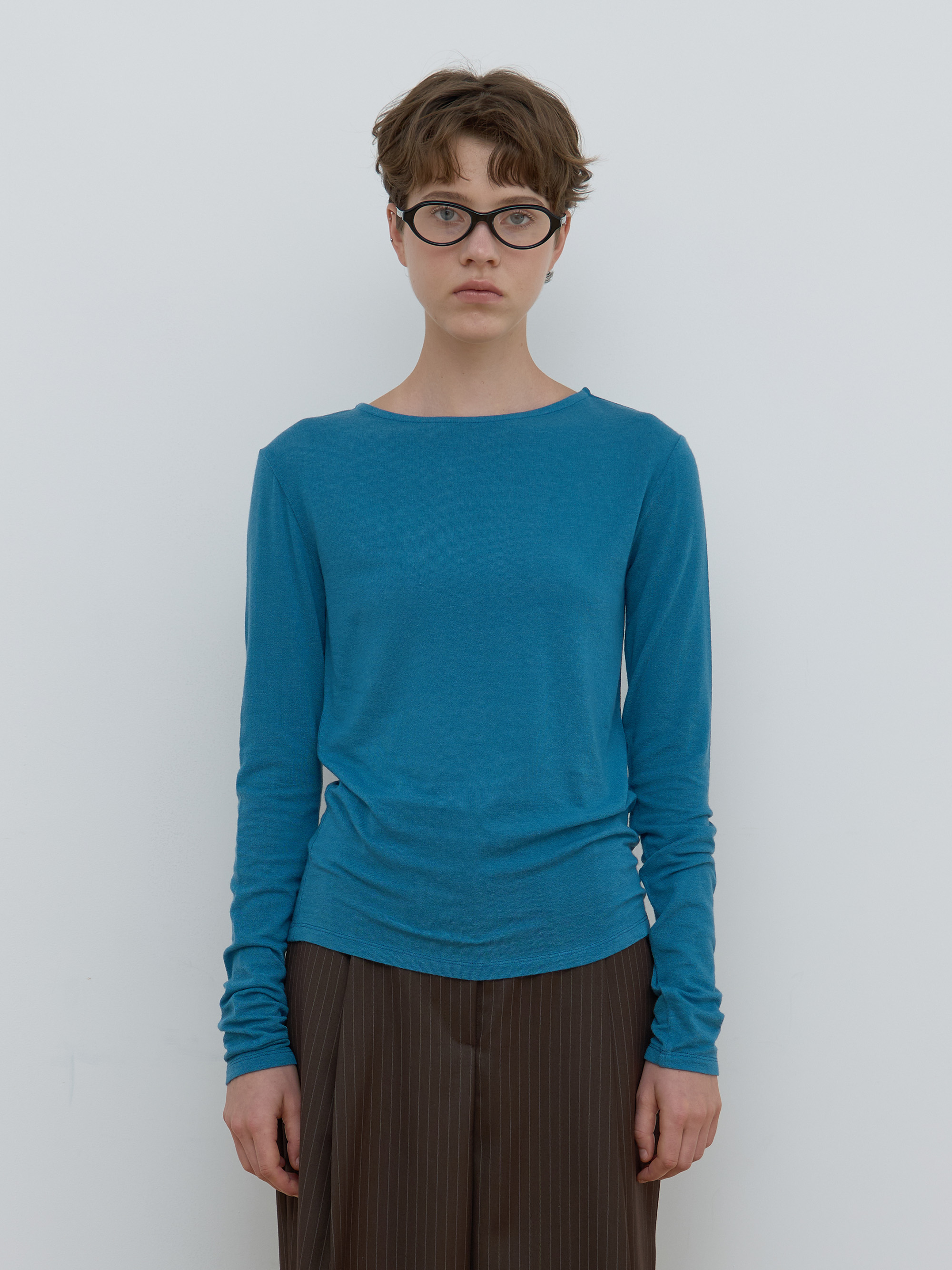 SHEER BOAT NECK TOP_DUST BLUE