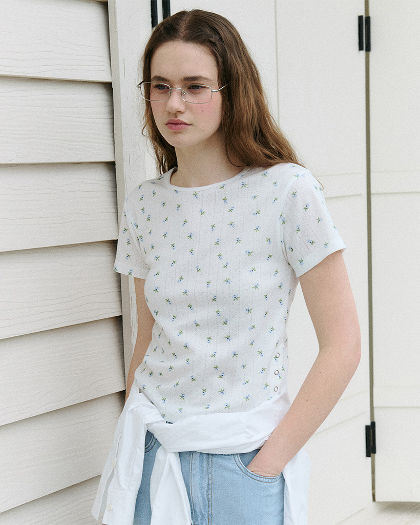 SIDE SLIT FLOWER T-SHIRT WH+BL