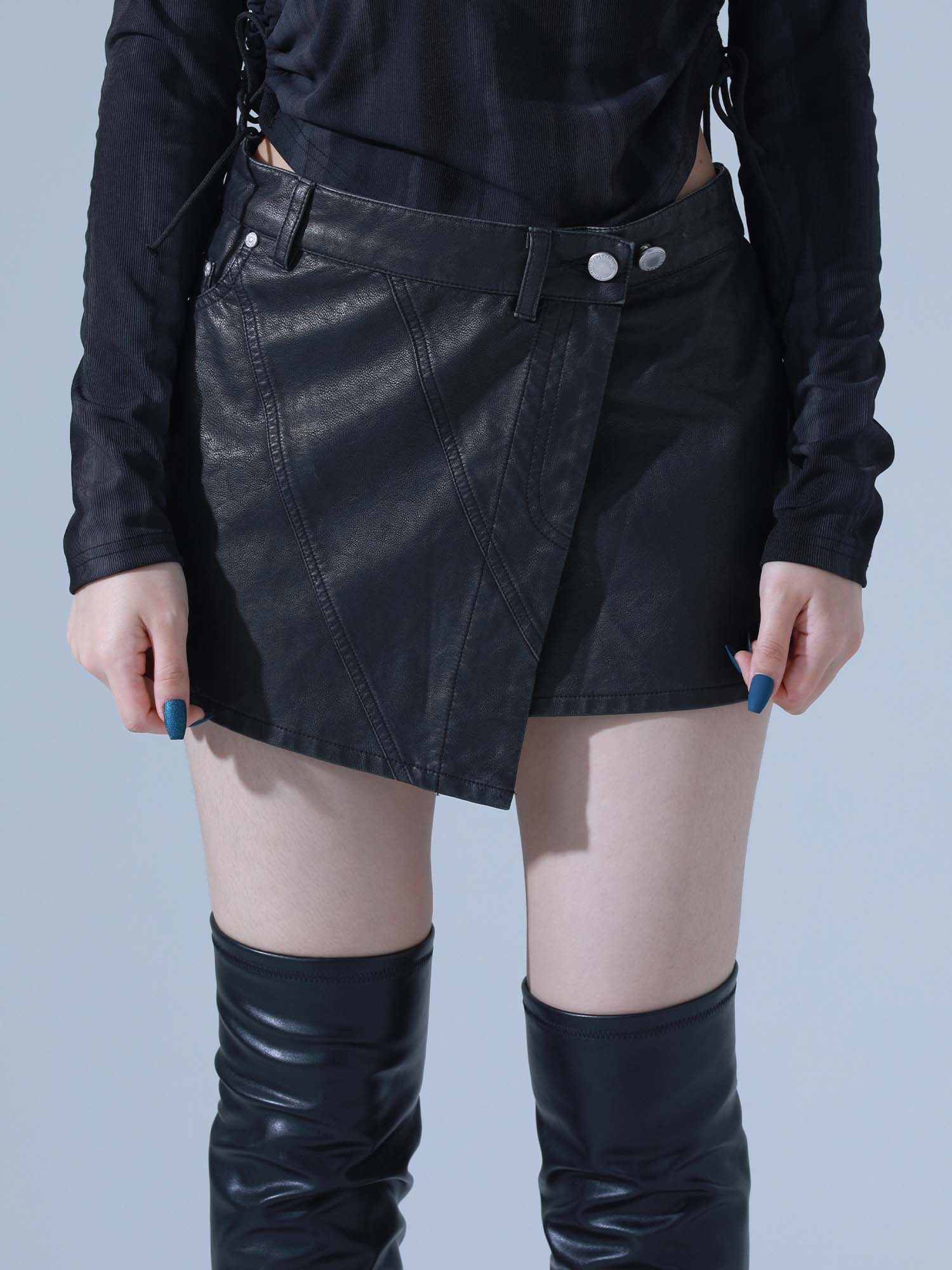 ☆NASTY FANCY CLUB☆ NF BIKER PINTUCK MINI SKIRT BLACKF24QD8 NF] BIKER PINTUCK MINI SKIRT (BLACK)_F24QD865 | ファッション