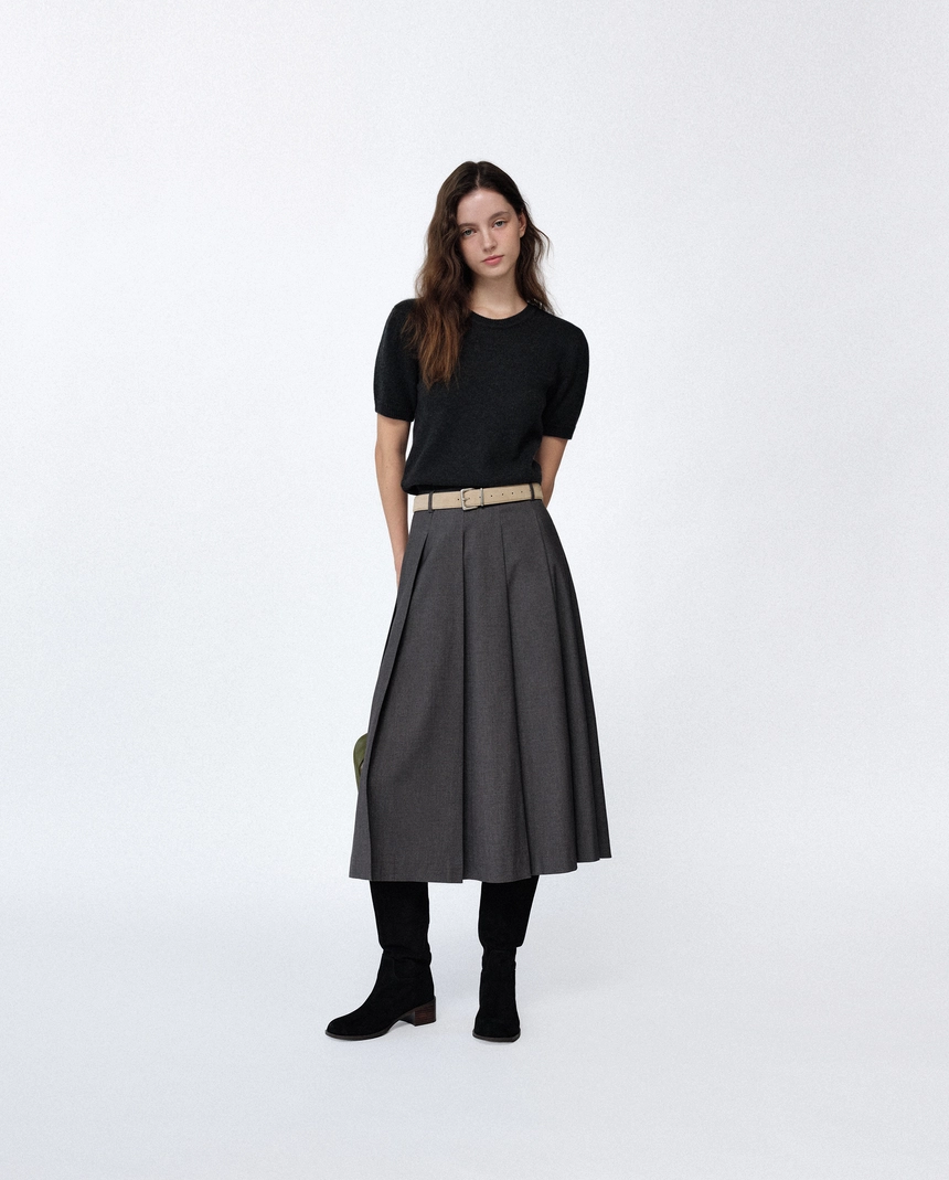 Saint-Wool-Pleats-Skirt-chacoal_01.jpg