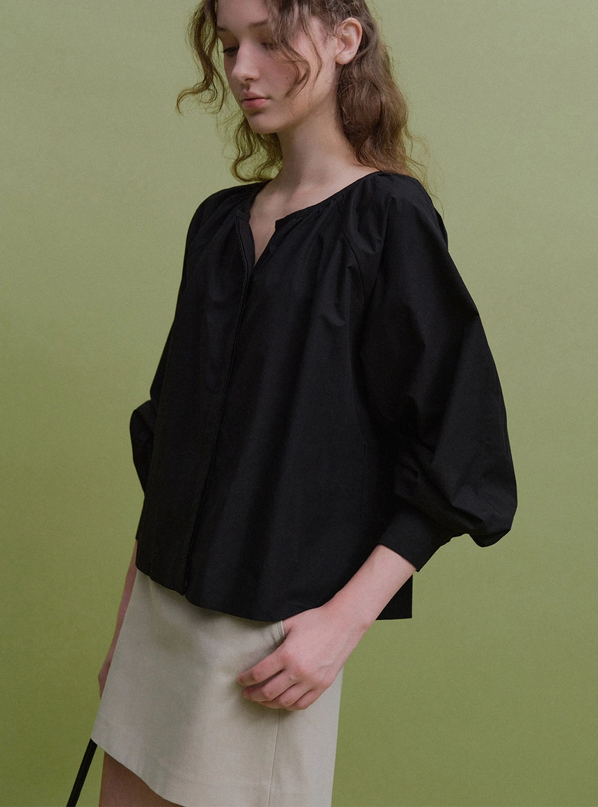 Senna-Shirring-Cotton-Blouse-black_03.jpg