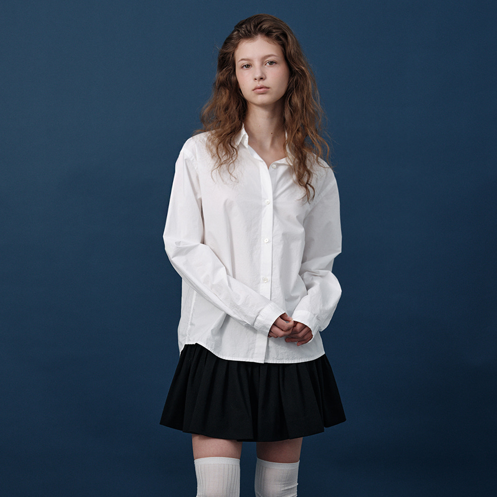 Serif B Logo Embroidery Shirt - White