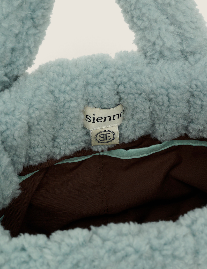 人気シグネチャー【SIENNE】Shearing Bear Padding Bag★2色 9592f93d74aebbd943b382baa4e503
