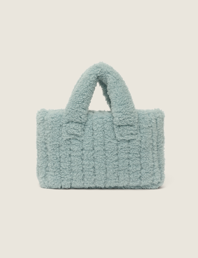 人気シグネチャー【SIENNE】Shearing Bear Padding Bag★2色 Shearing Bear Padding Bag (Blue) | ファッション通販サイト NUGU