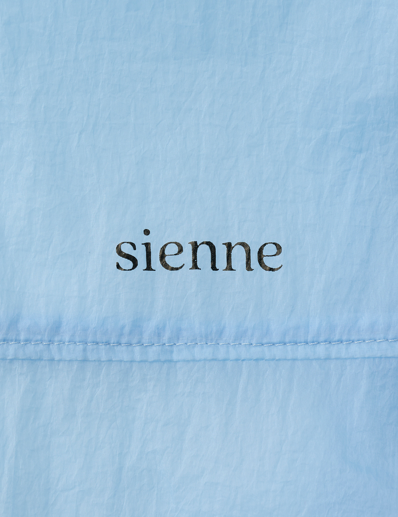 【SIENNE】 Sheer Hood Windbreaker / 追跡付 Sheer Hood Windbreaker (Blue) | ファッション通販サイト NUGU