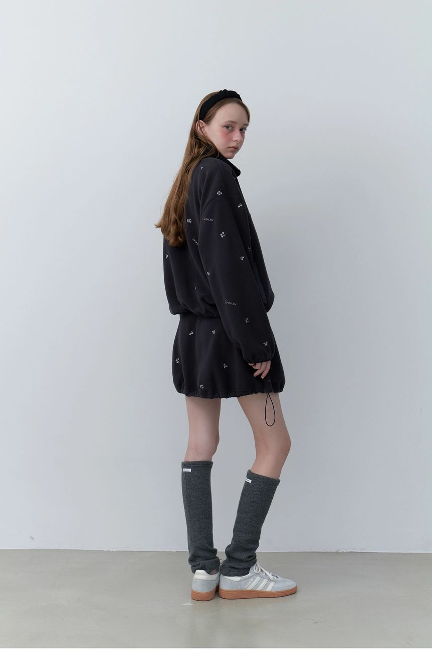 Silvery Fleece Skirt (Charcoal)4.jpg