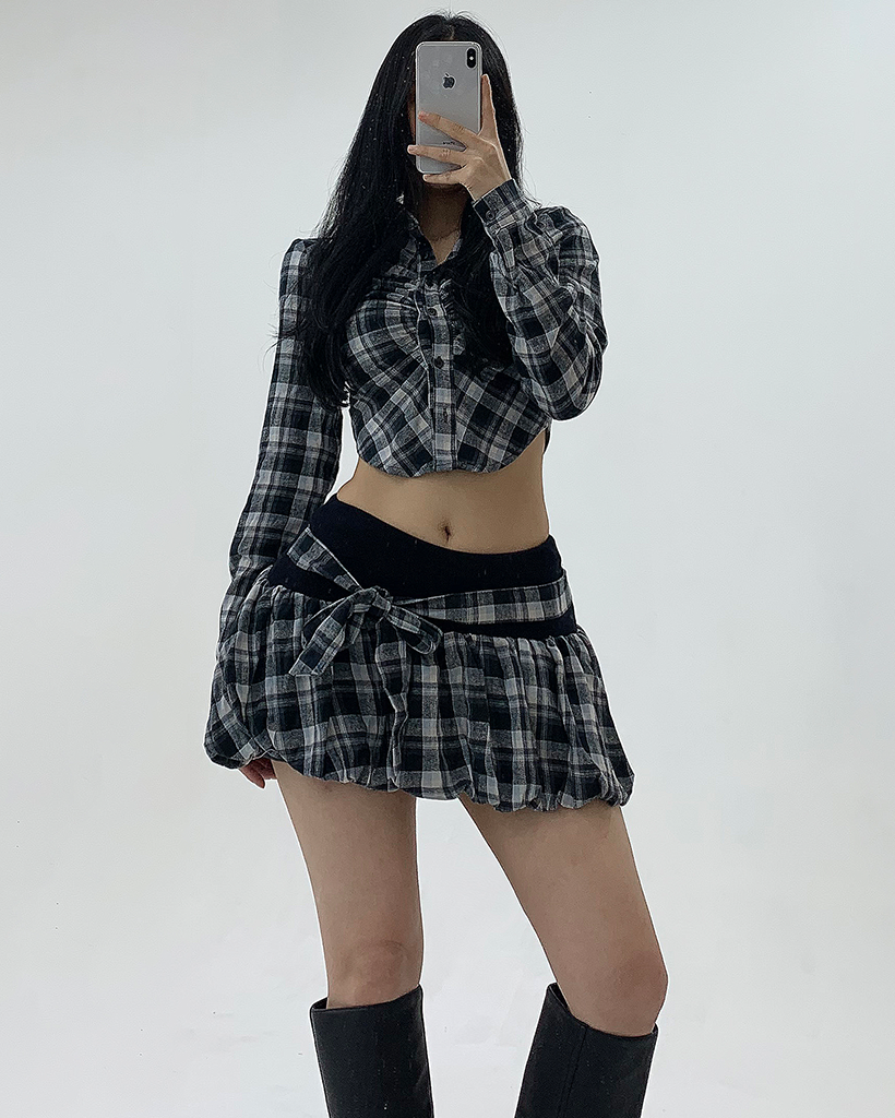 ピーチ起毛]ローライズリボンチェックバルーンミニスカート