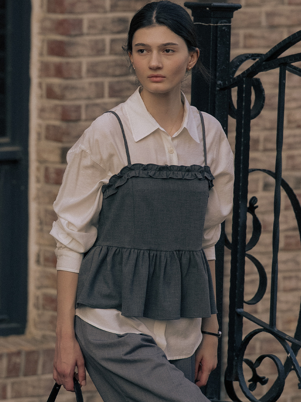 Frill point bustier TIFA01SL01_Gray