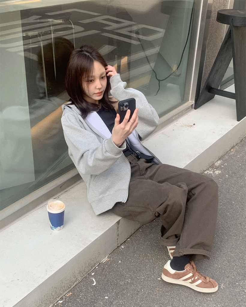 Knosis パーカー　ジップアップパーカー Knosis パーカー ジップアップパーカー Knosis パーカー ジップ