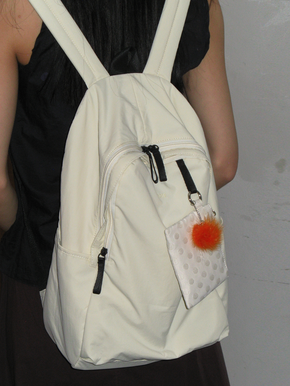 0002 HideSlot Classic Backpack_Cream