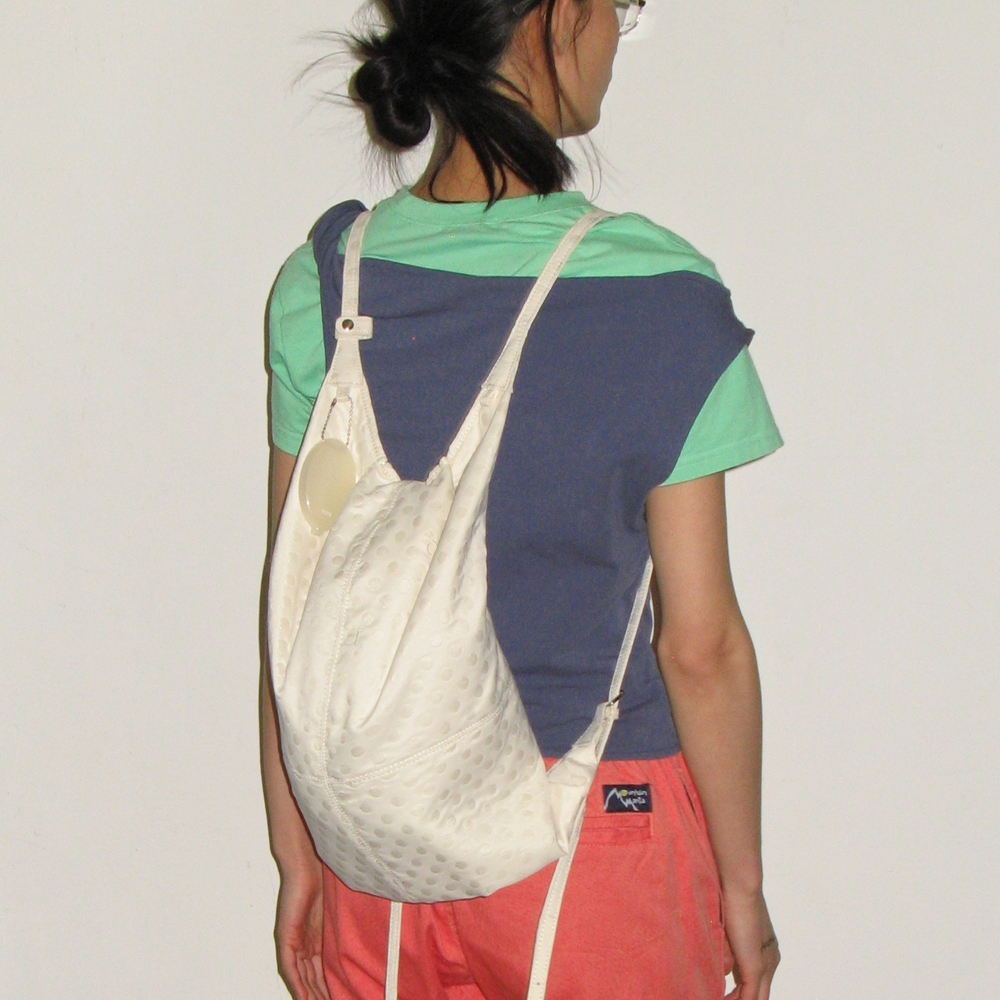 0014 3-Way Flow Bag_Dot Cream