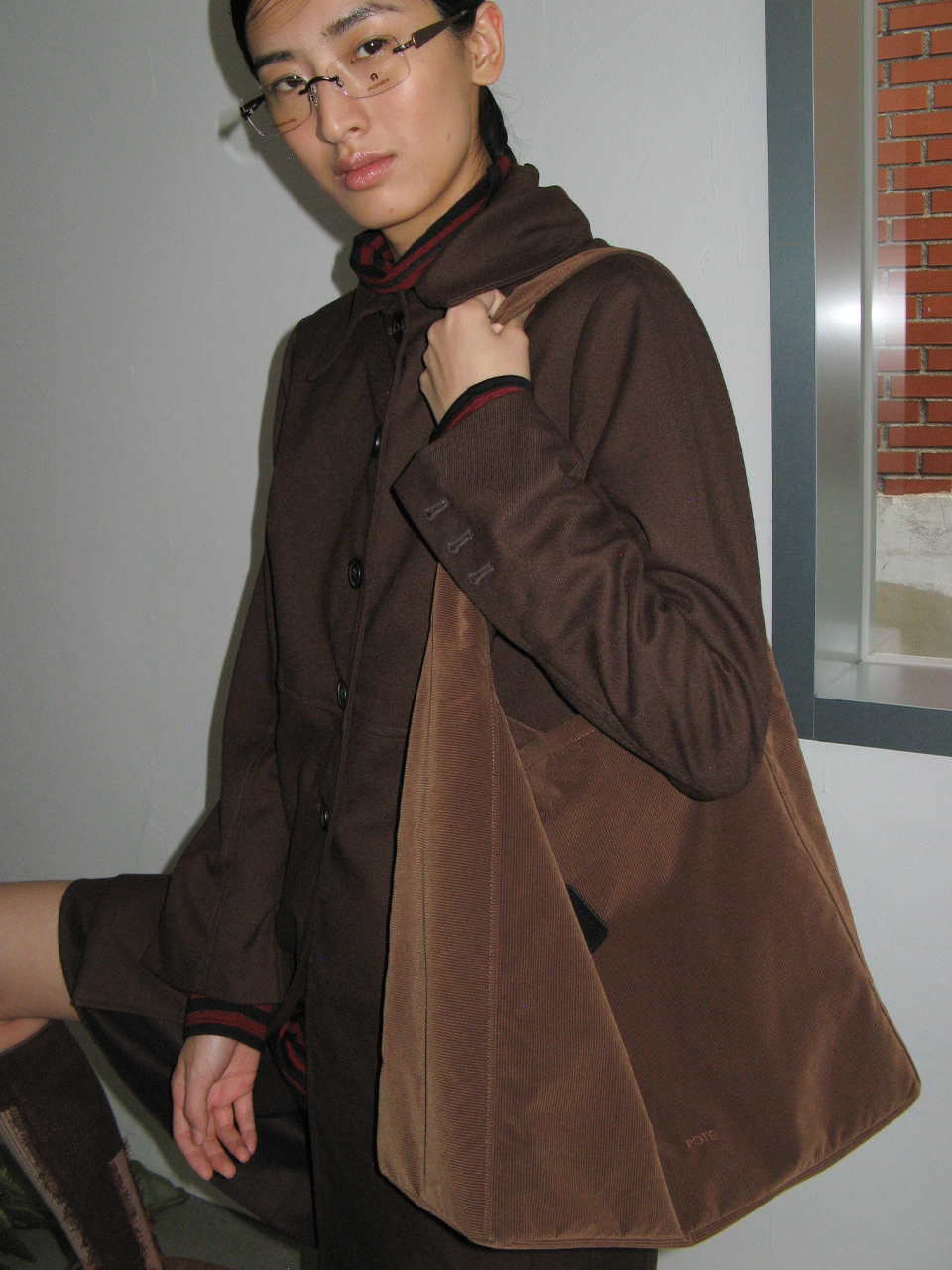 0007 Layered Pouch Hobo Bag_Corduroy Brown