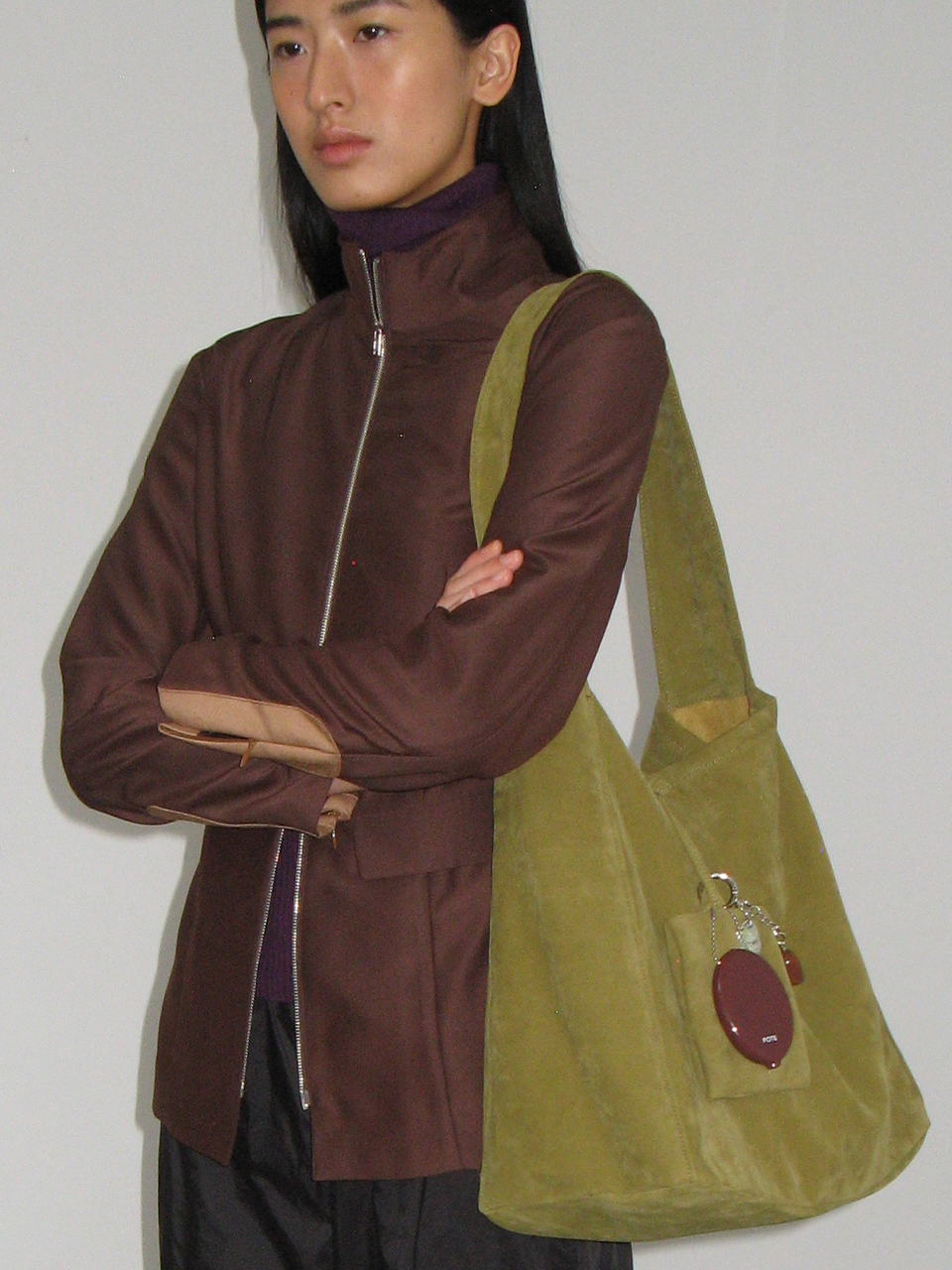 0007 Layered Pouch Hobo Bag_Suede Olive